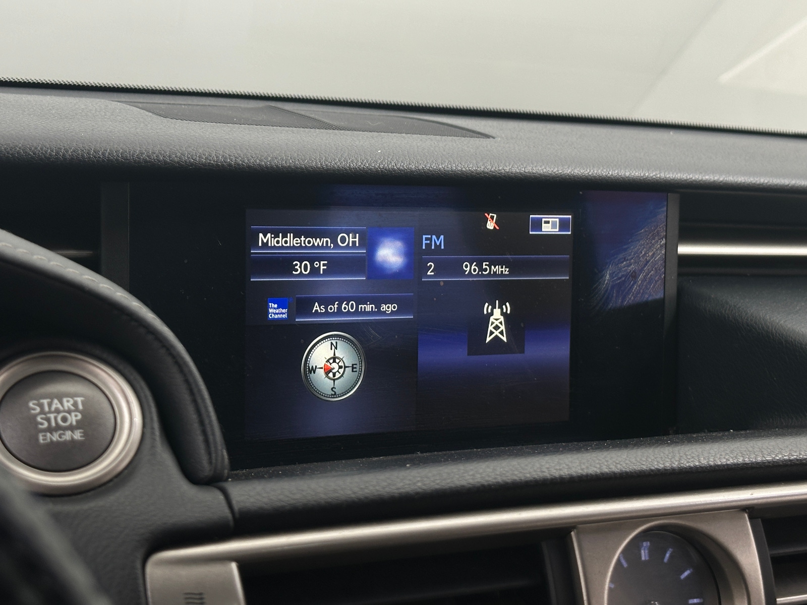 Thumbnail: 2016 Lexus IS - 3