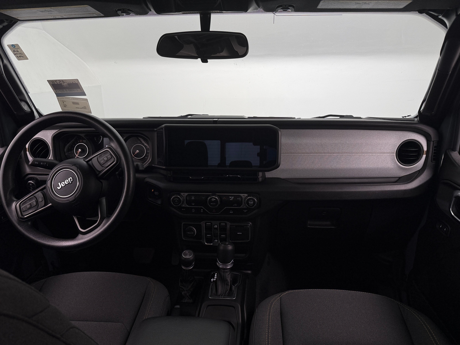 Thumbnail: 2025 Jeep Gladiator - 3