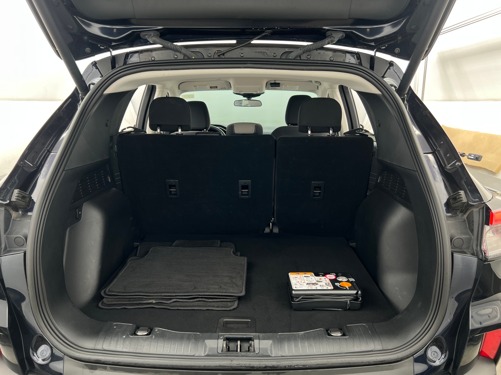 Thumbnail: 2021 Ford Escape - 7