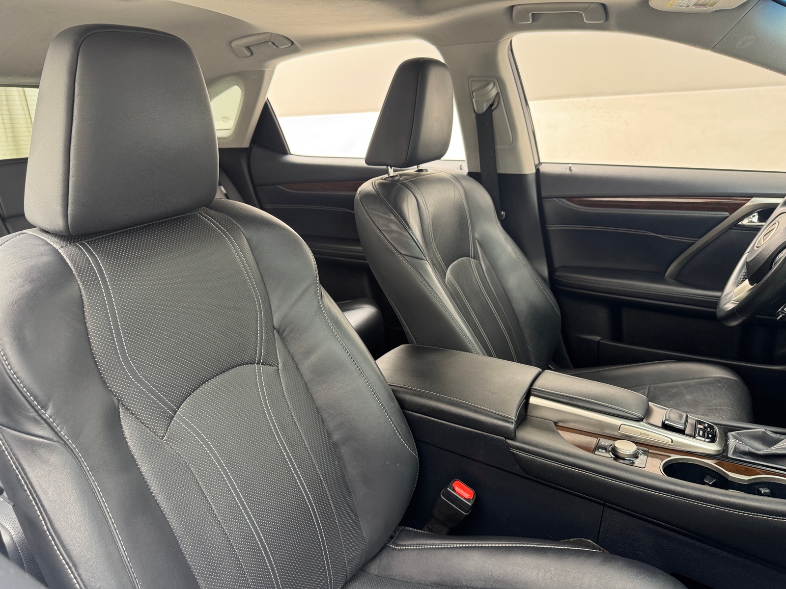 Thumbnail: 2019 Lexus RX - 2