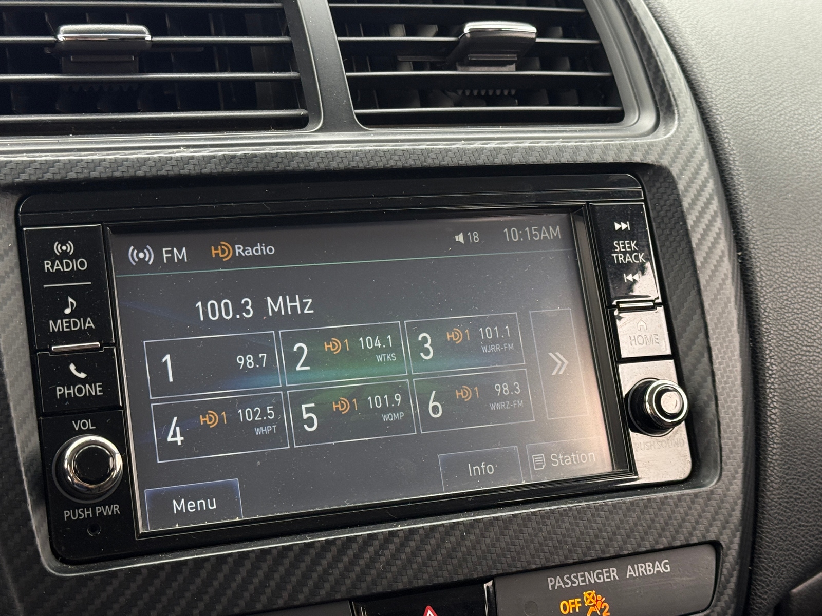 Thumbnail: 2018 Mitsubishi Outlander Sport - 4