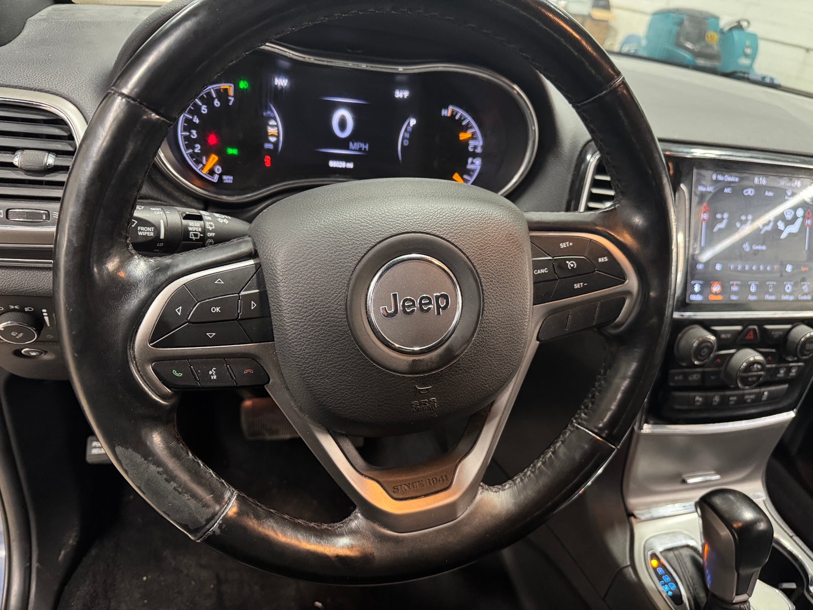 Thumbnail: 2020 Jeep Grand Cherokee - 4