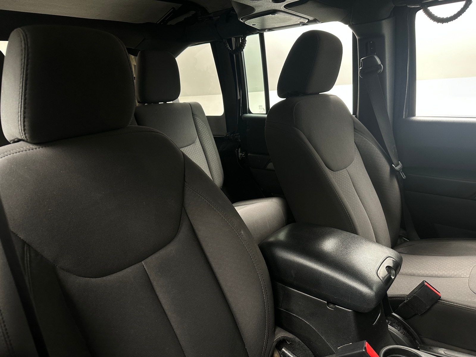 Thumbnail: 2017 Jeep Wrangler - 2