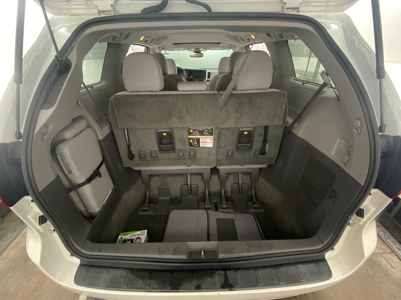 Thumbnail: 2018 Toyota Sienna - 6