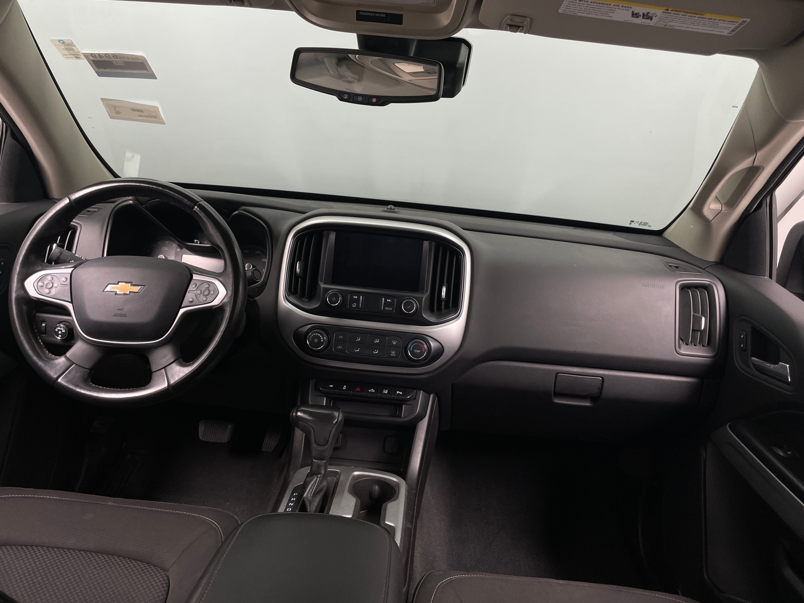 Thumbnail: 2019 Chevrolet Colorado - 3