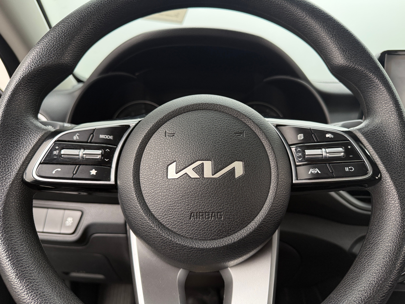 Thumbnail: 2024 Kia Forte - 5