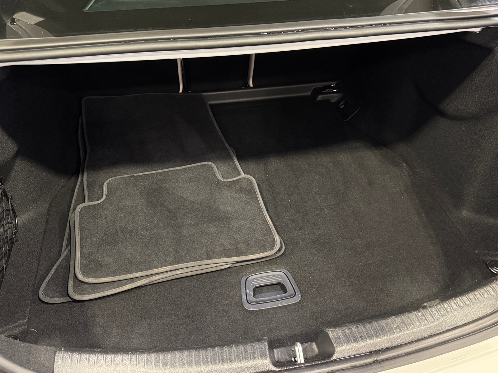 Thumbnail: 2025 Mercedes-Benz C-Class - 6