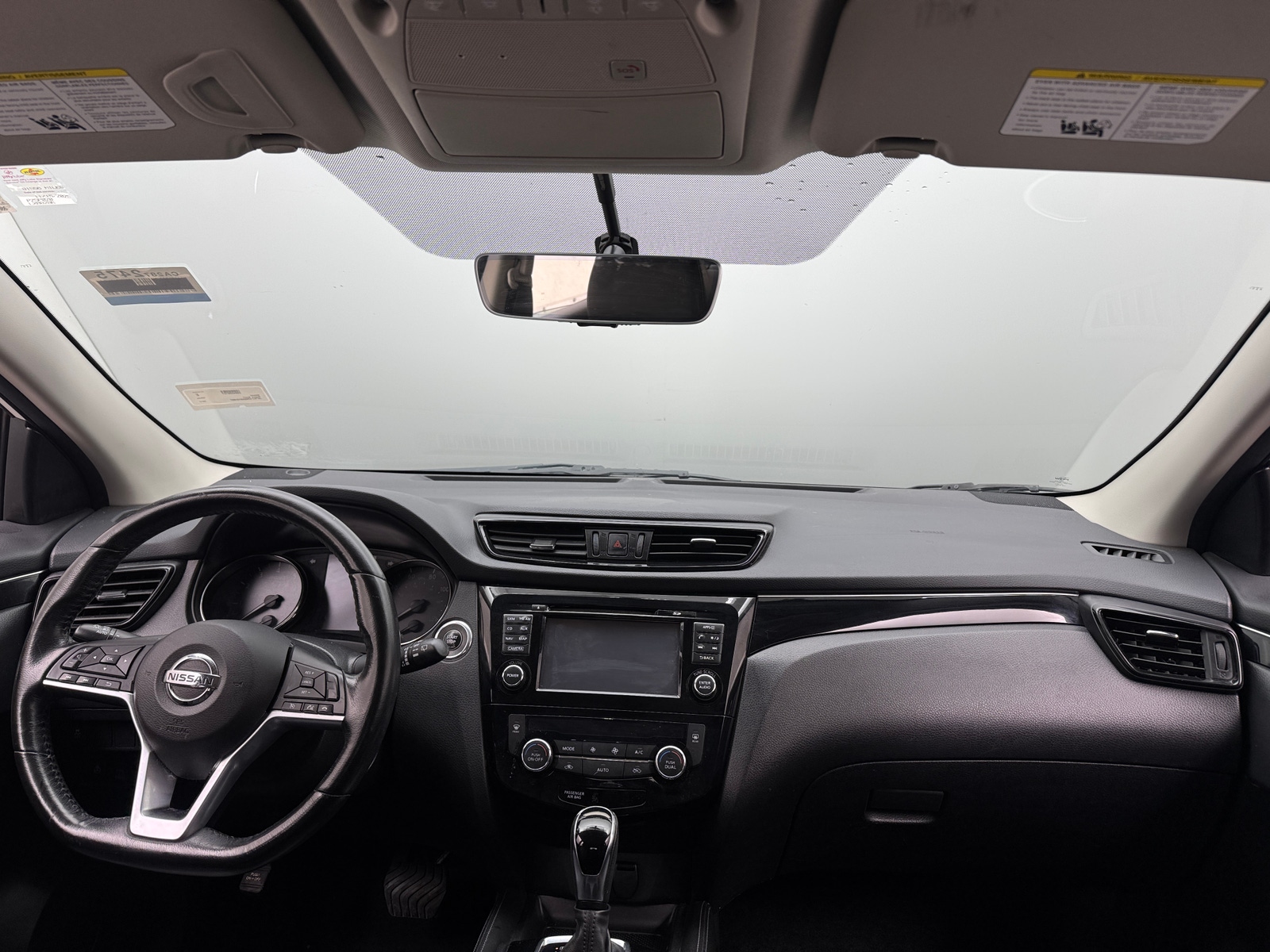 Thumbnail: 2017 Nissan Rogue Sport - 2