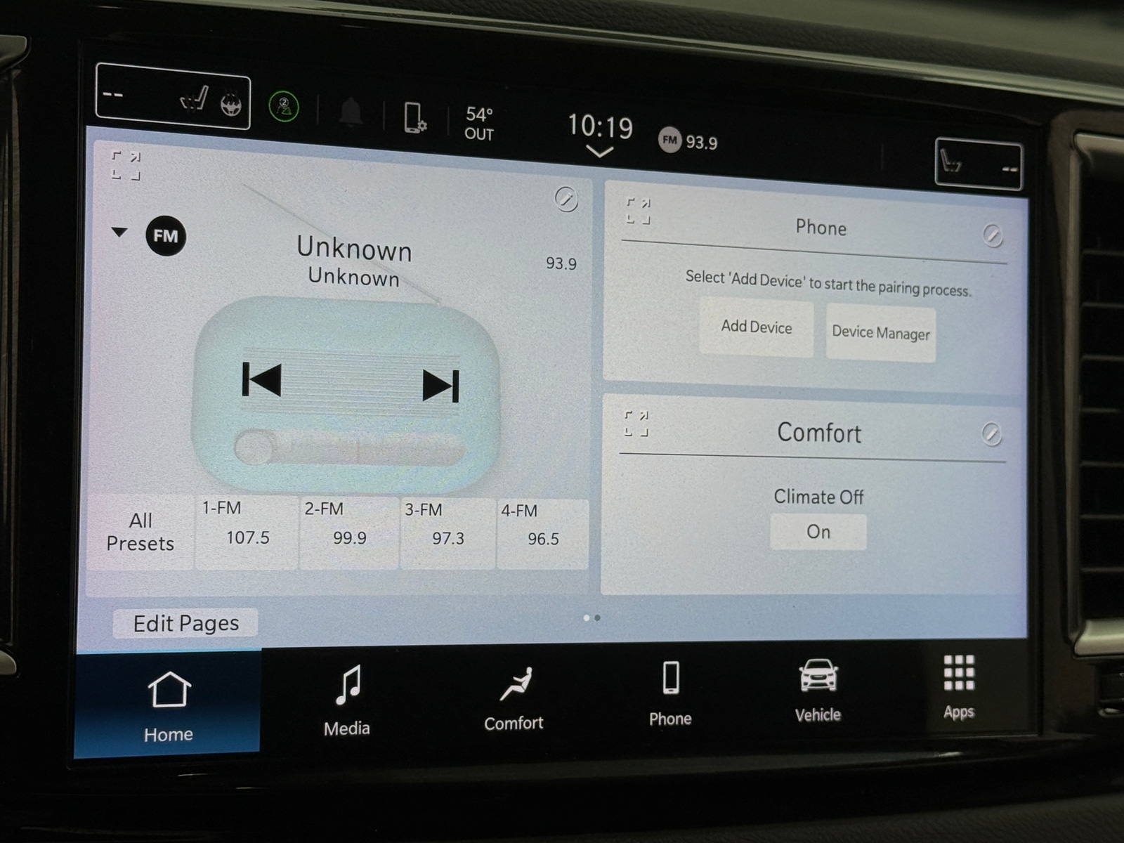 Thumbnail: 2024 Chrysler Pacifica - 3