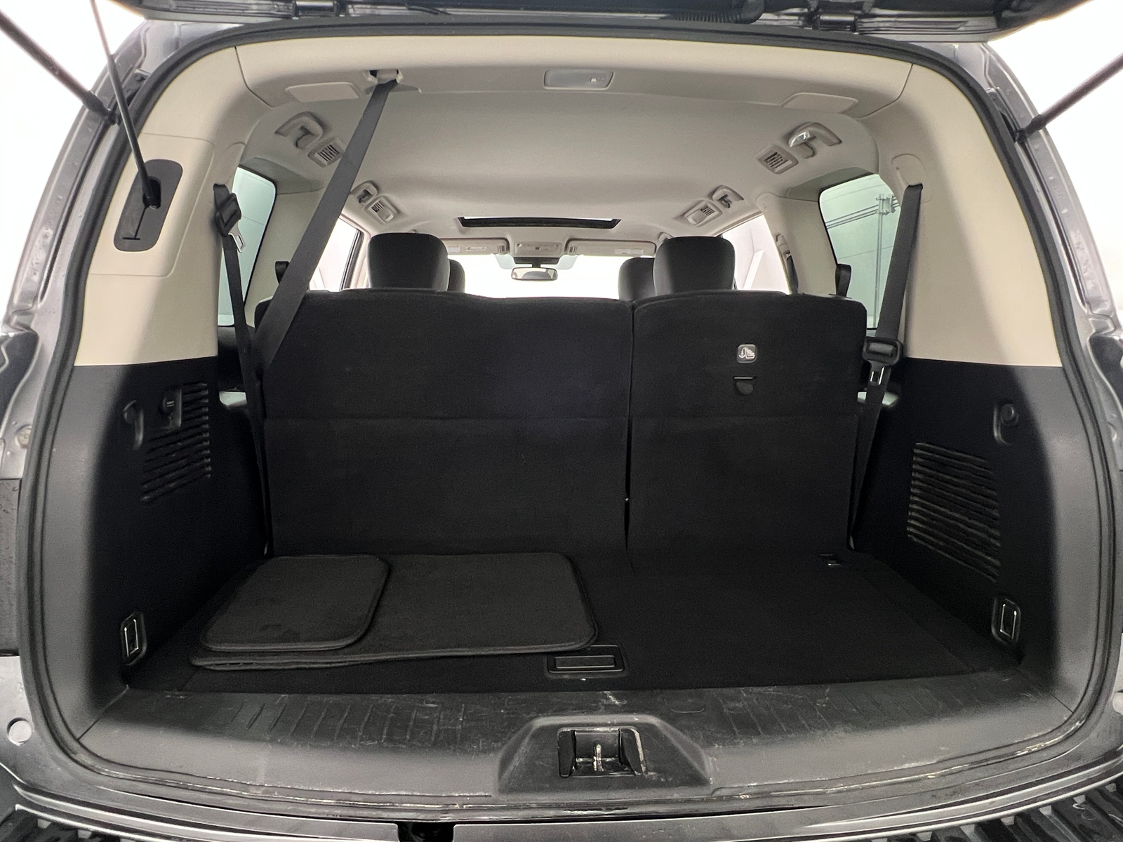 Thumbnail: 2021 Nissan Armada - 7