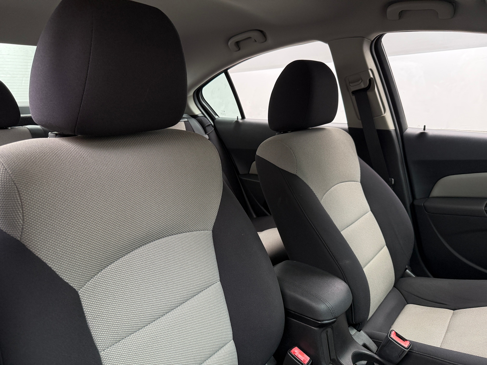 Thumbnail: 2014 Chevrolet Cruze - 2