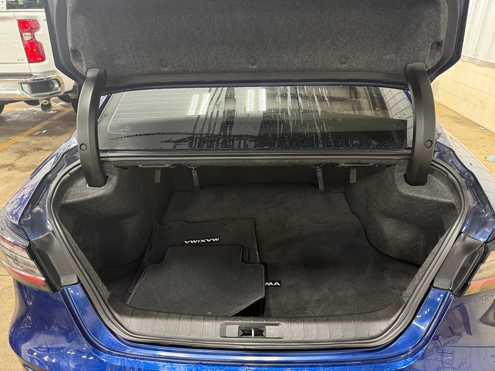 Thumbnail: 2019 Nissan Maxima - 6