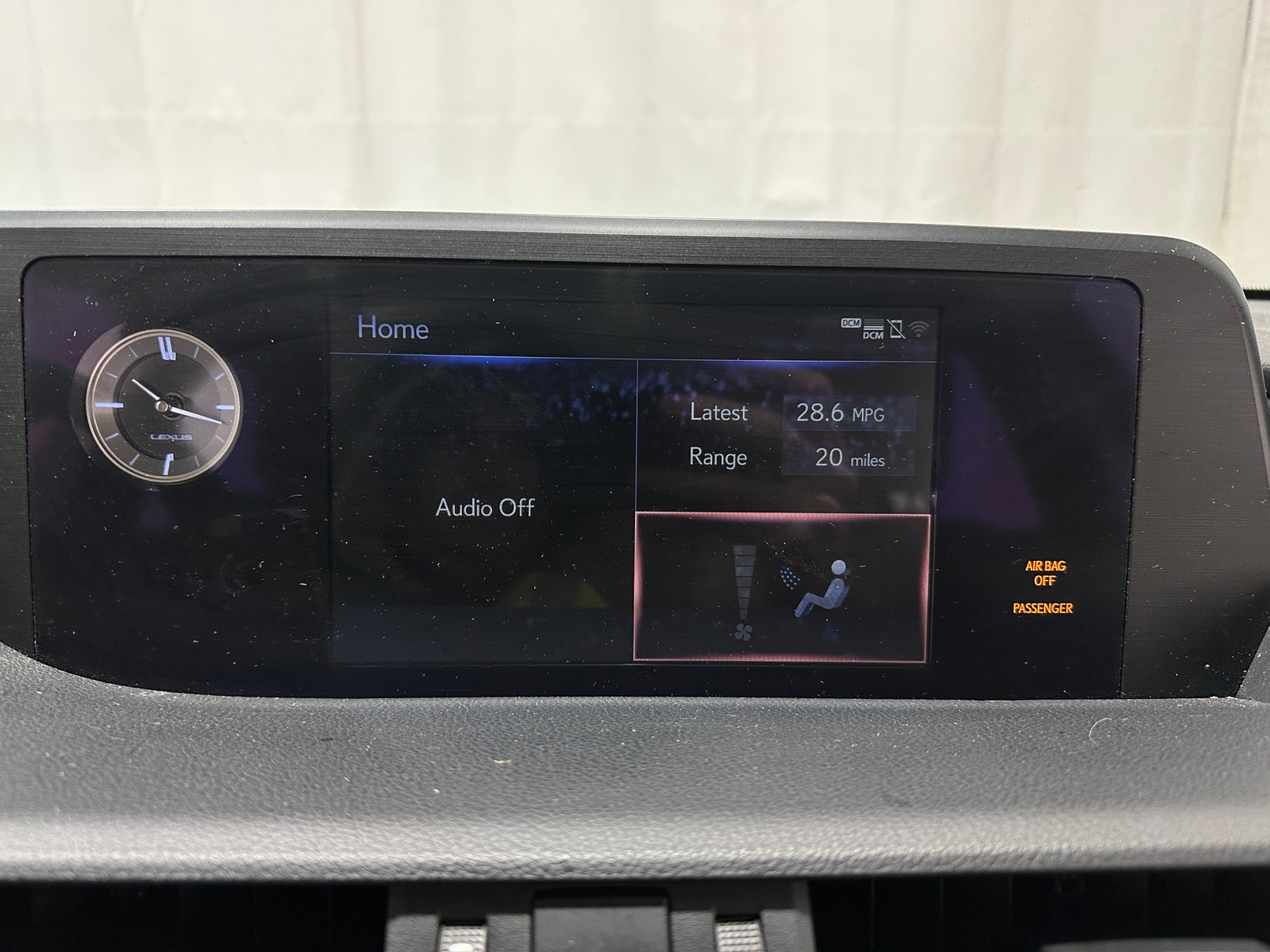 Thumbnail: 2021 Lexus ES - 4