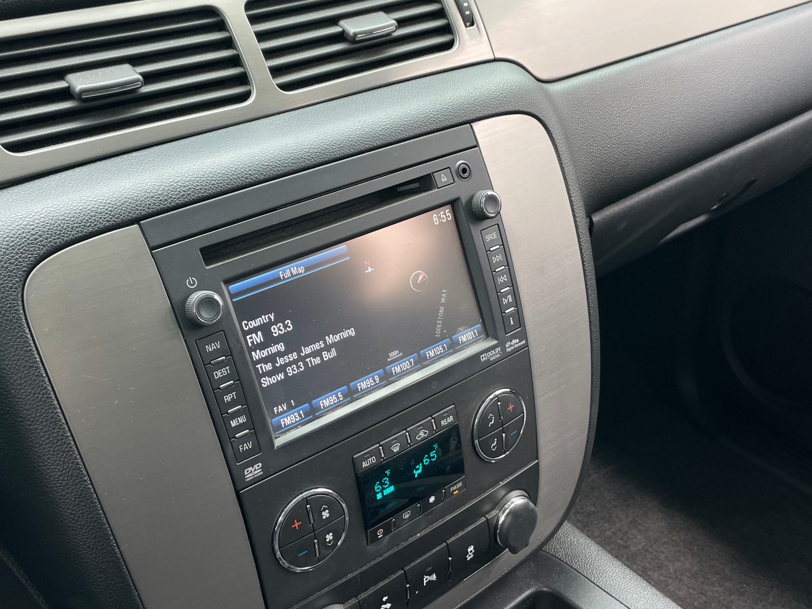 Thumbnail: 2013 Chevrolet Tahoe - 3