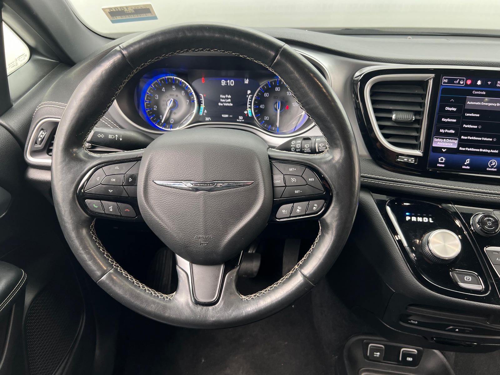 Thumbnail: 2021 Chrysler Pacifica - 4