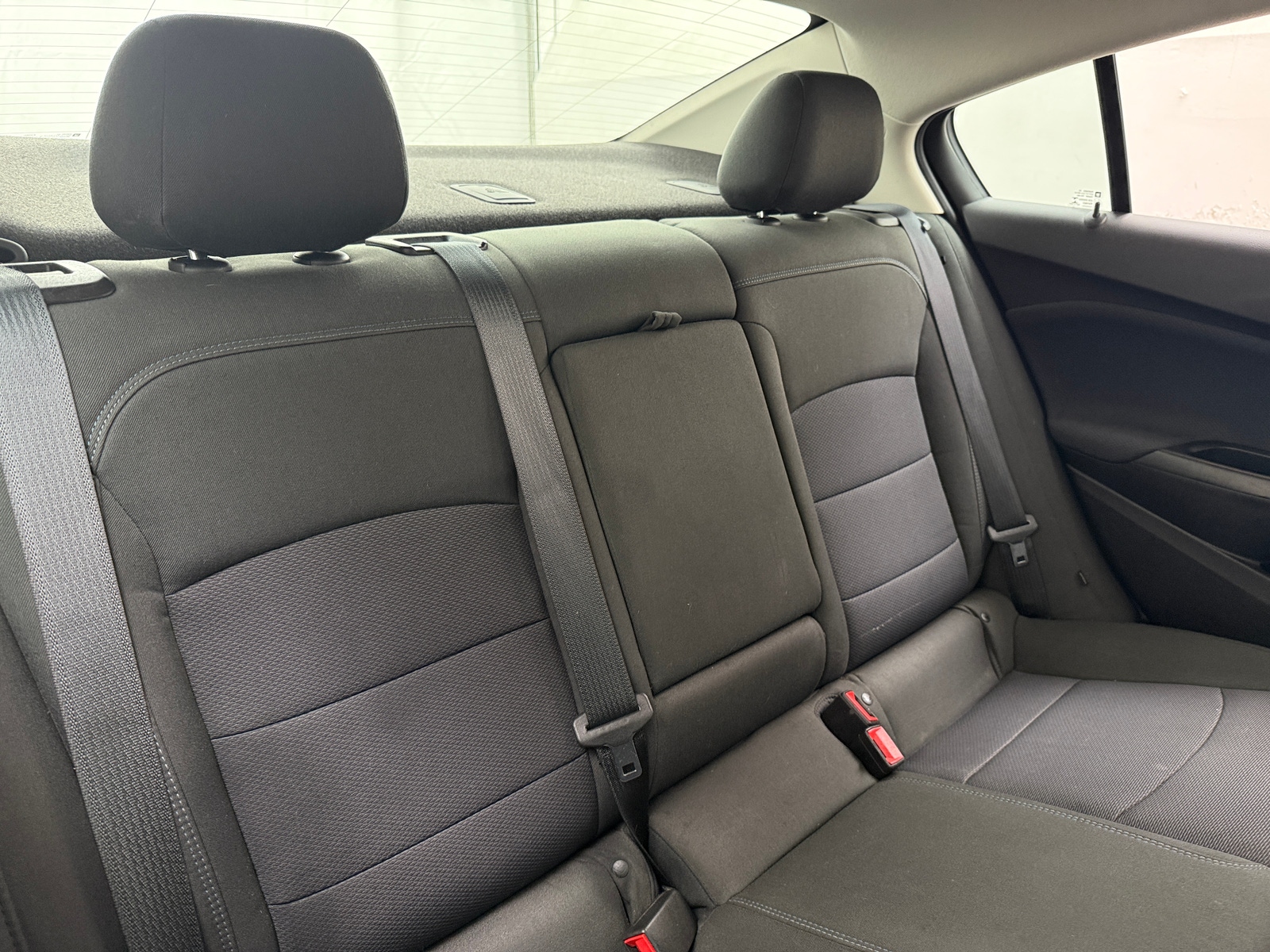 Thumbnail: 2018 Chevrolet Cruze - 6