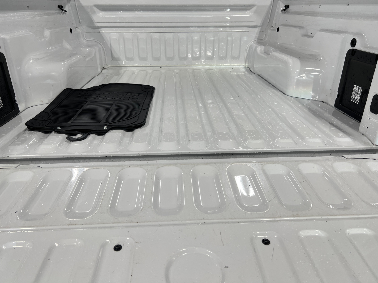 Thumbnail: 2022 Ford Maverick - 7