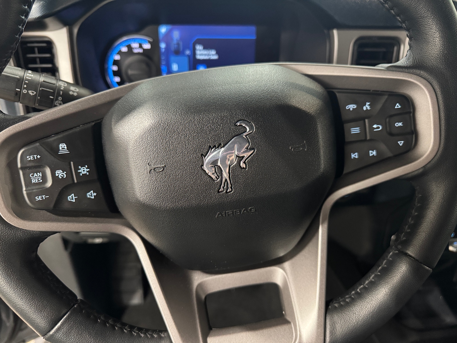 Thumbnail: 2022 Ford Bronco - 4