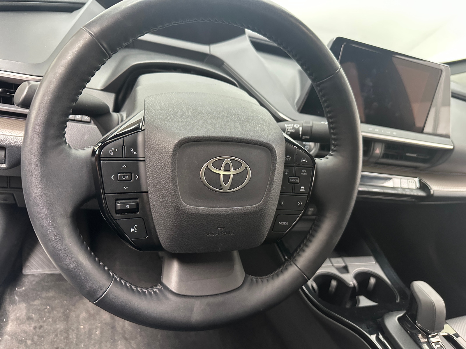 Thumbnail: 2024 Toyota Prius - 4