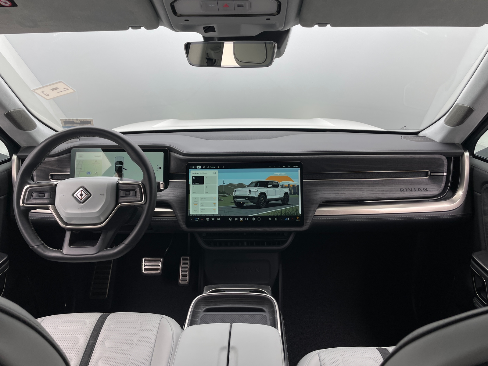 Thumbnail: 2023 Rivian R1T - 2