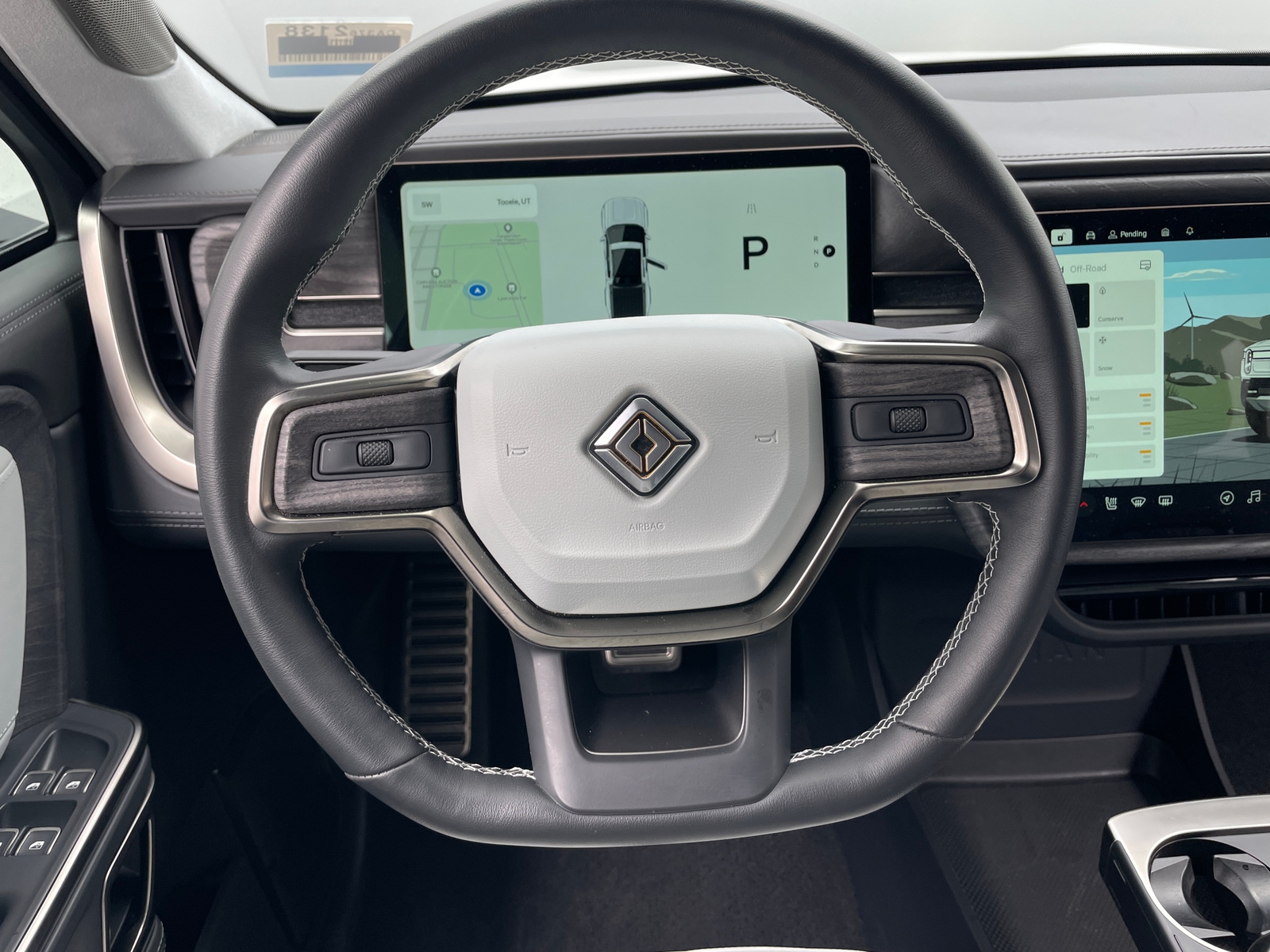 Thumbnail: 2023 Rivian R1T - 4