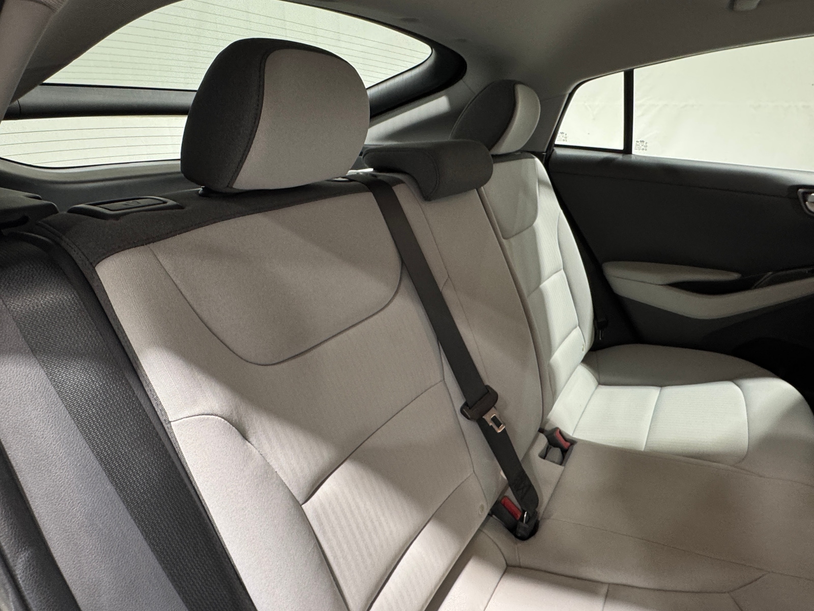 Thumbnail: 2021 Hyundai Ioniq - 6