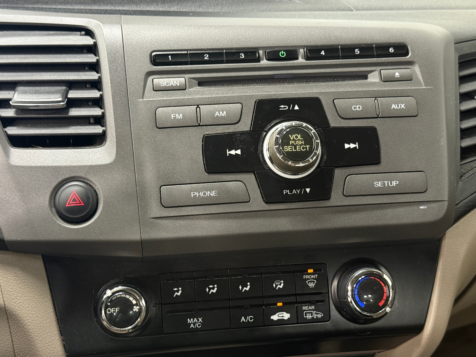 Thumbnail: 2012 Honda Civic - 3