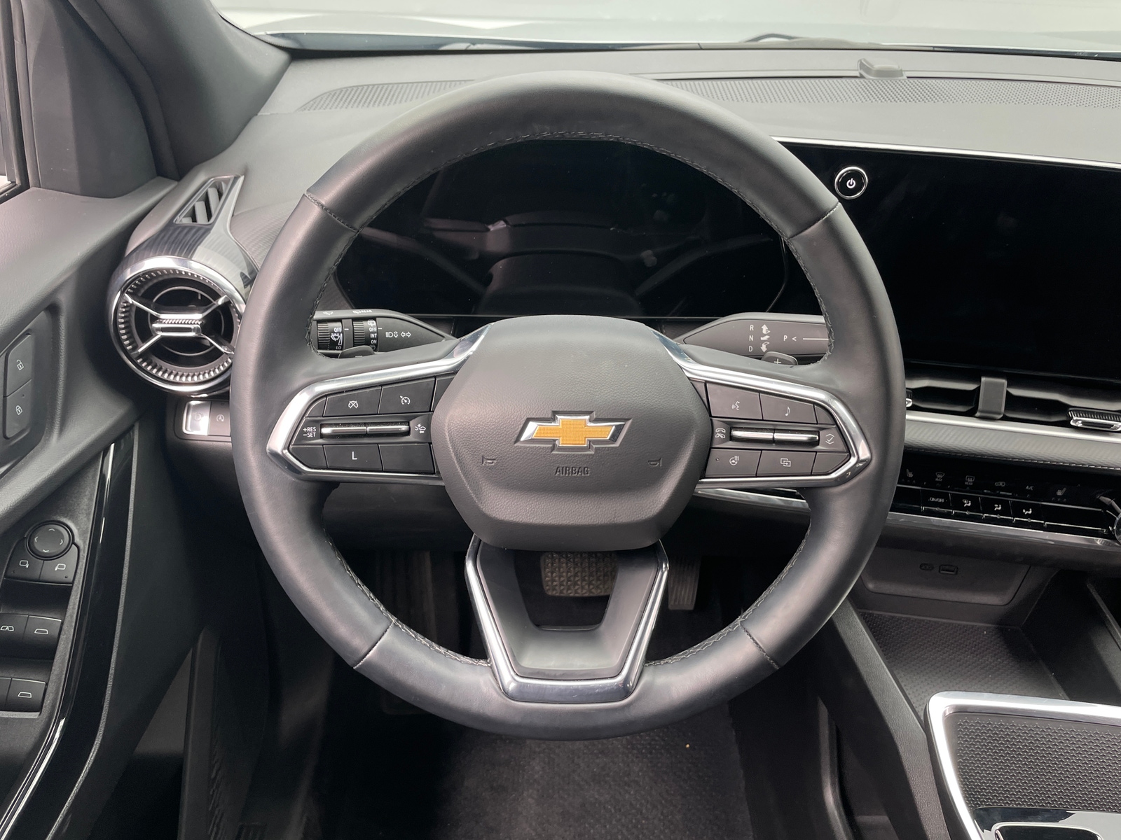 Thumbnail: 2025 Chevrolet Equinox - 5