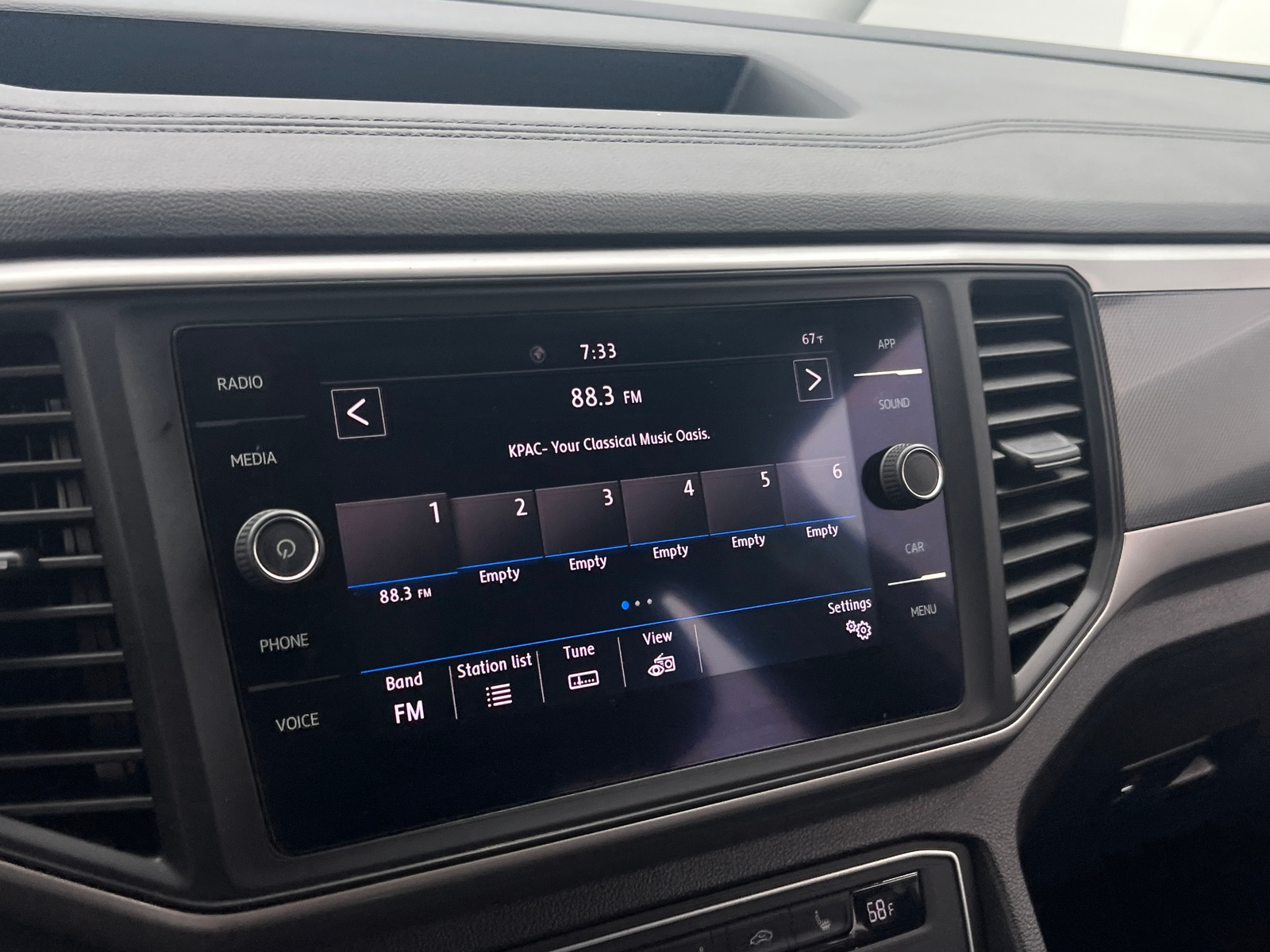 Thumbnail: 2020 Volkswagen Atlas - 3