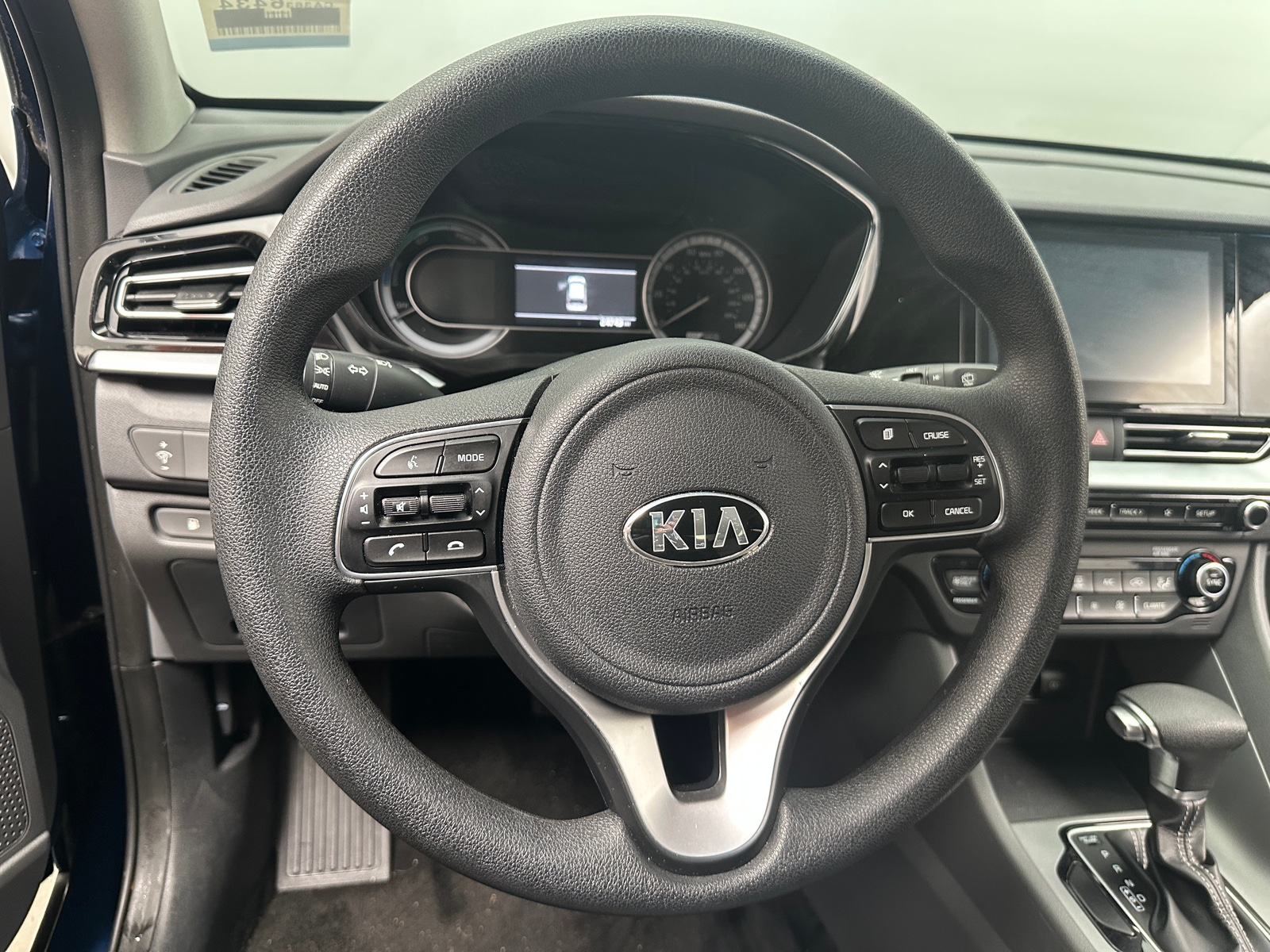 Thumbnail: 2020 Kia Niro - 5