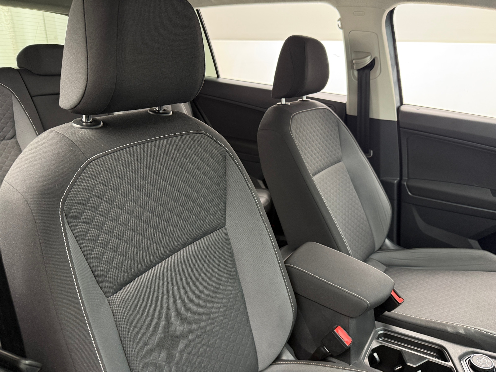 Thumbnail: 2021 Volkswagen Tiguan - 2