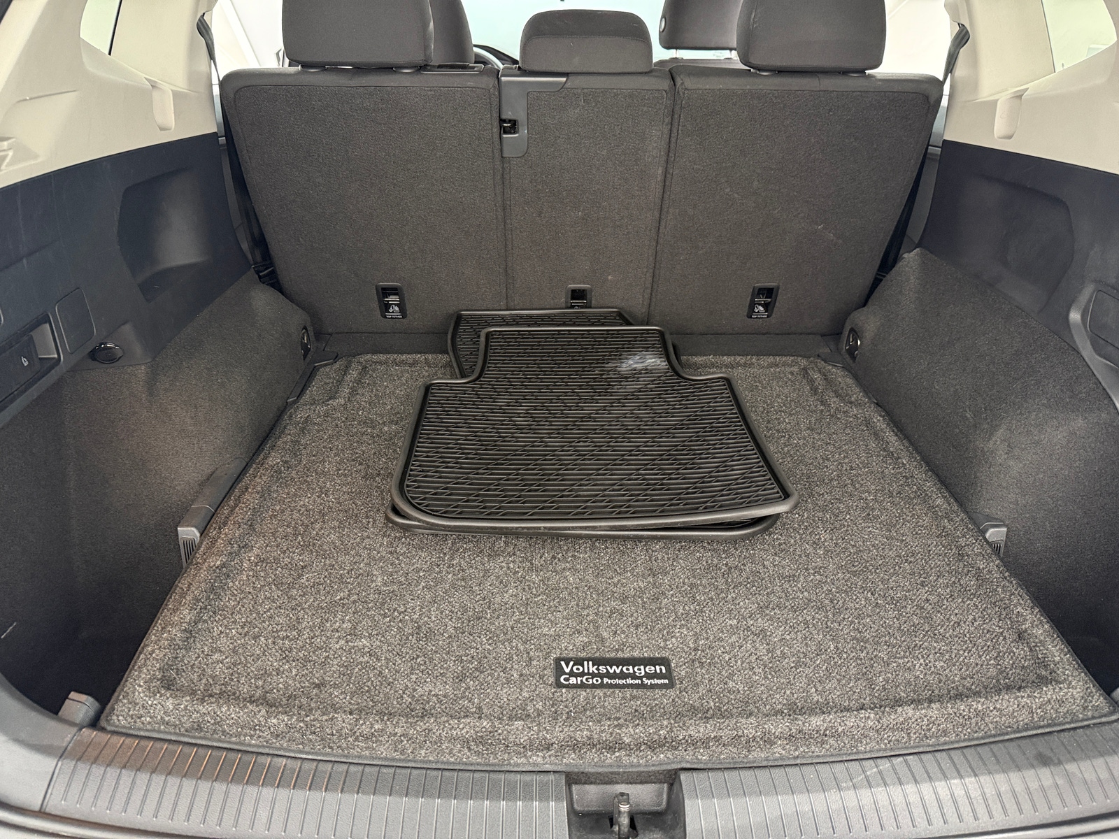 Thumbnail: 2021 Volkswagen Tiguan - 7