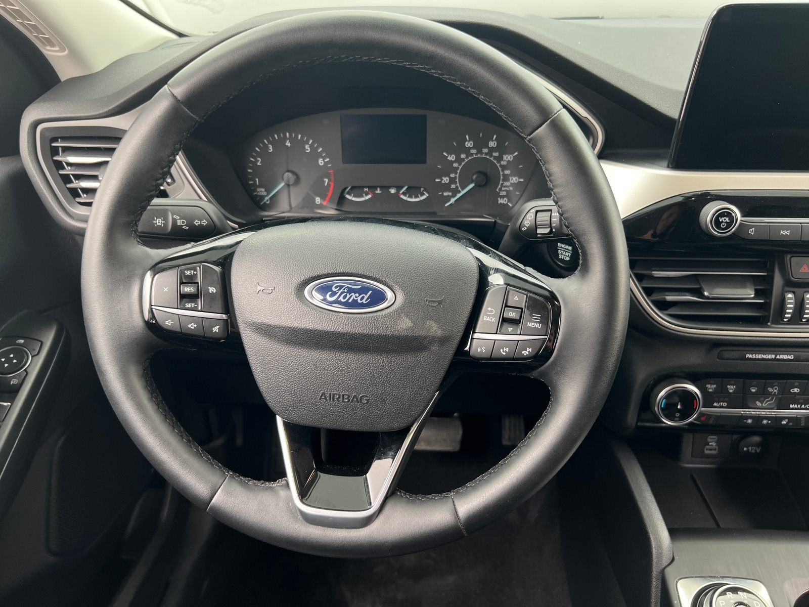 Thumbnail: 2022 Ford Escape - 4