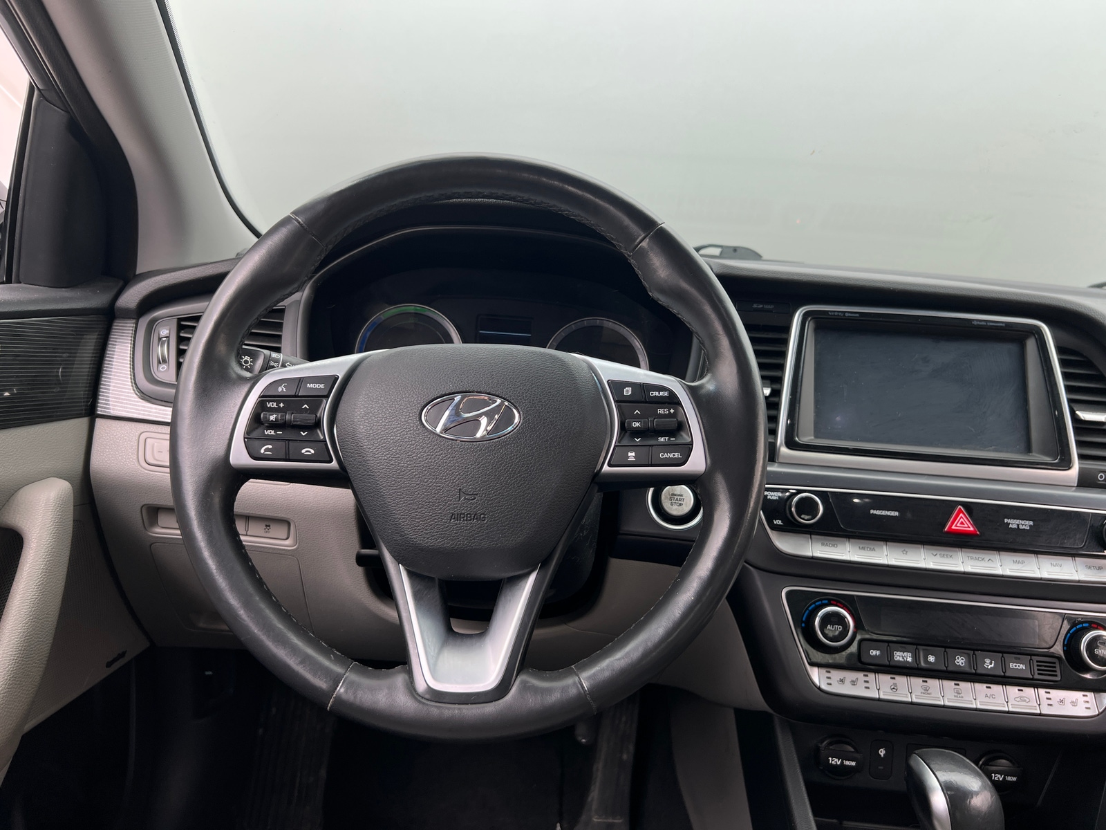 Thumbnail: 2018 Hyundai Sonata - 4