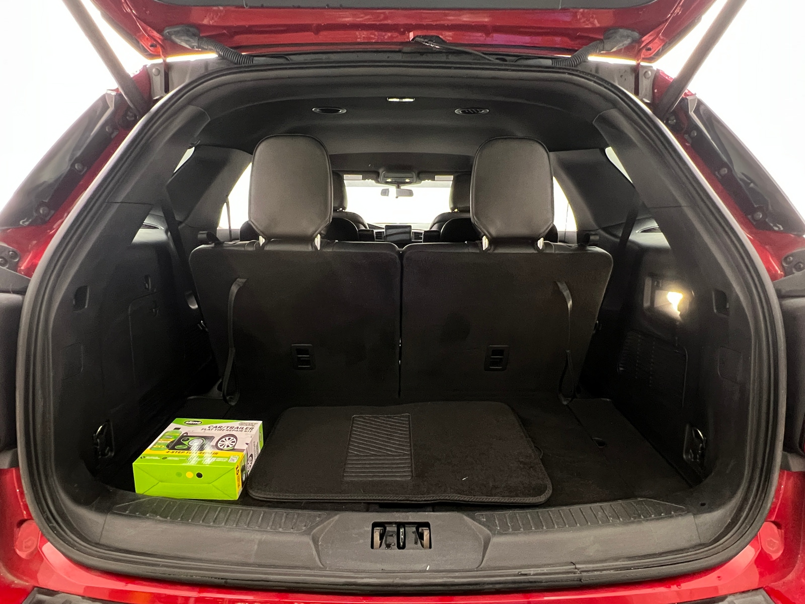 Thumbnail: 2020 Ford Explorer - 6