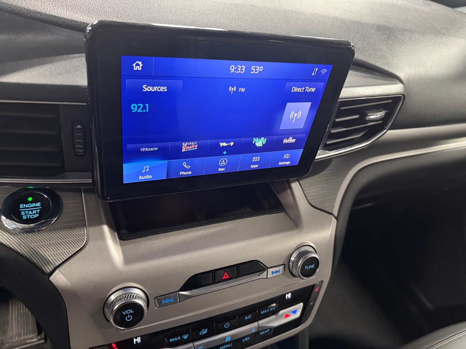 Thumbnail: 2021 Ford Explorer - 3