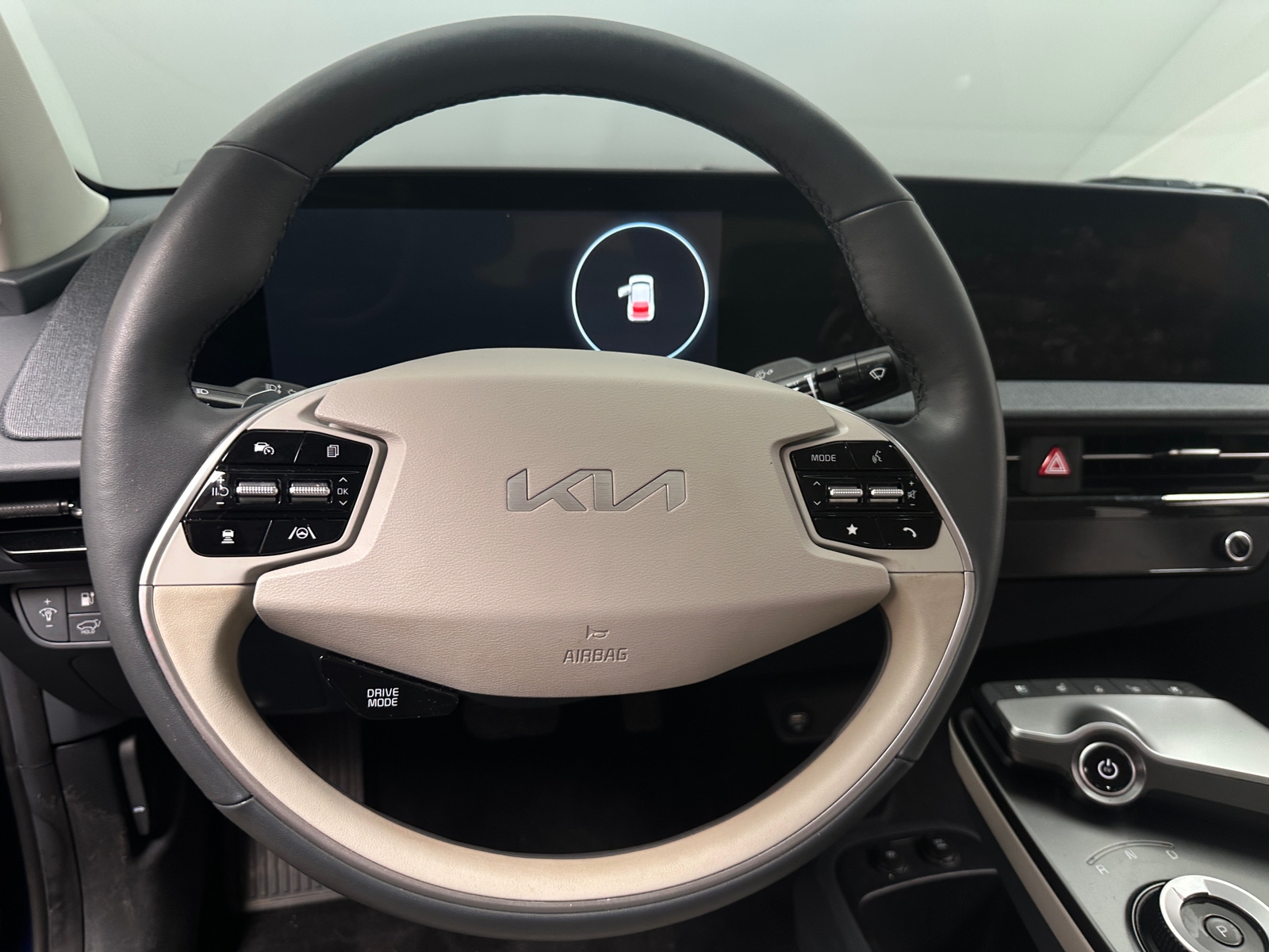 Thumbnail: 2023 Kia EV6 - 4