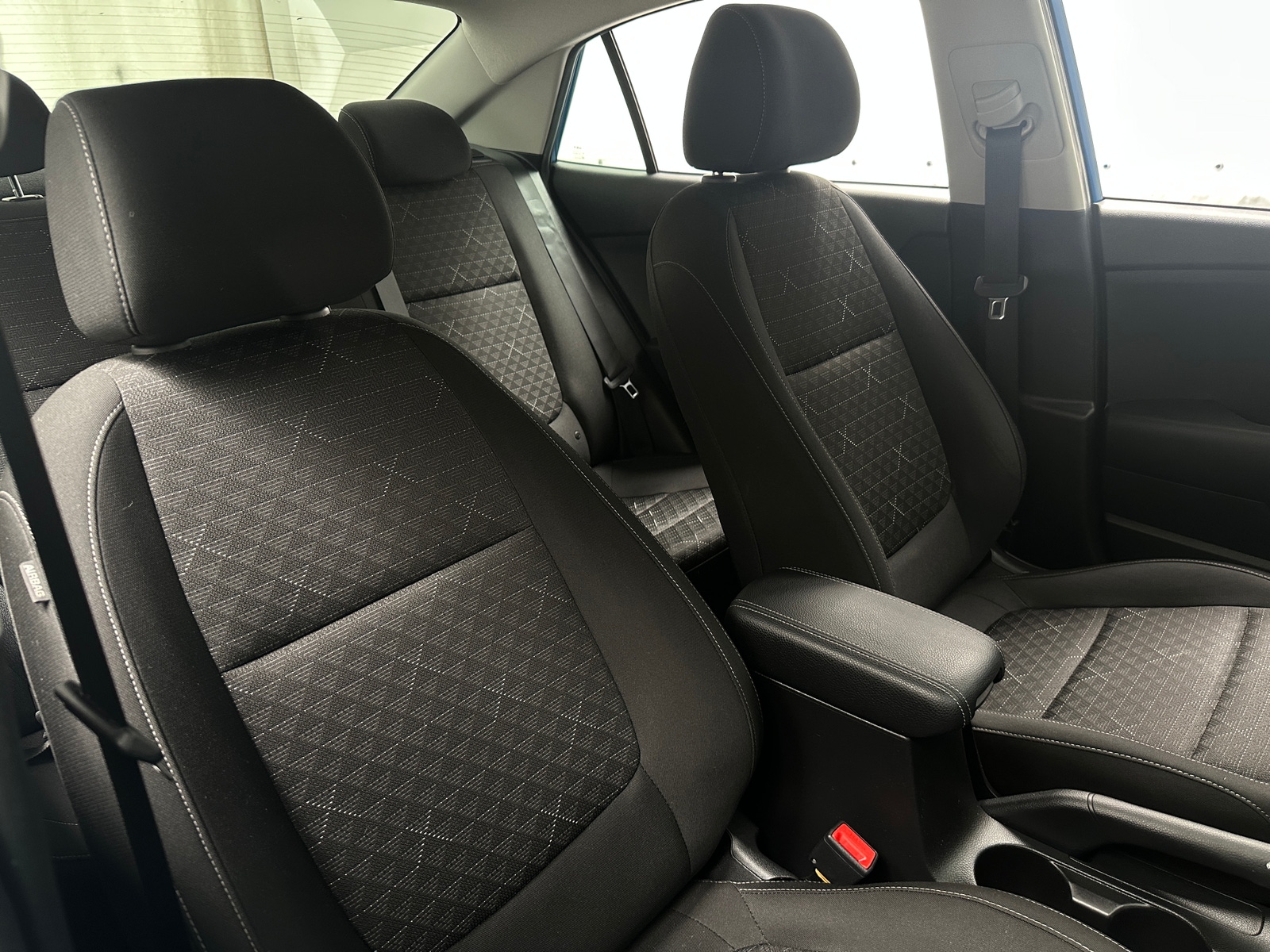 Thumbnail: 2022 Kia Rio - 2