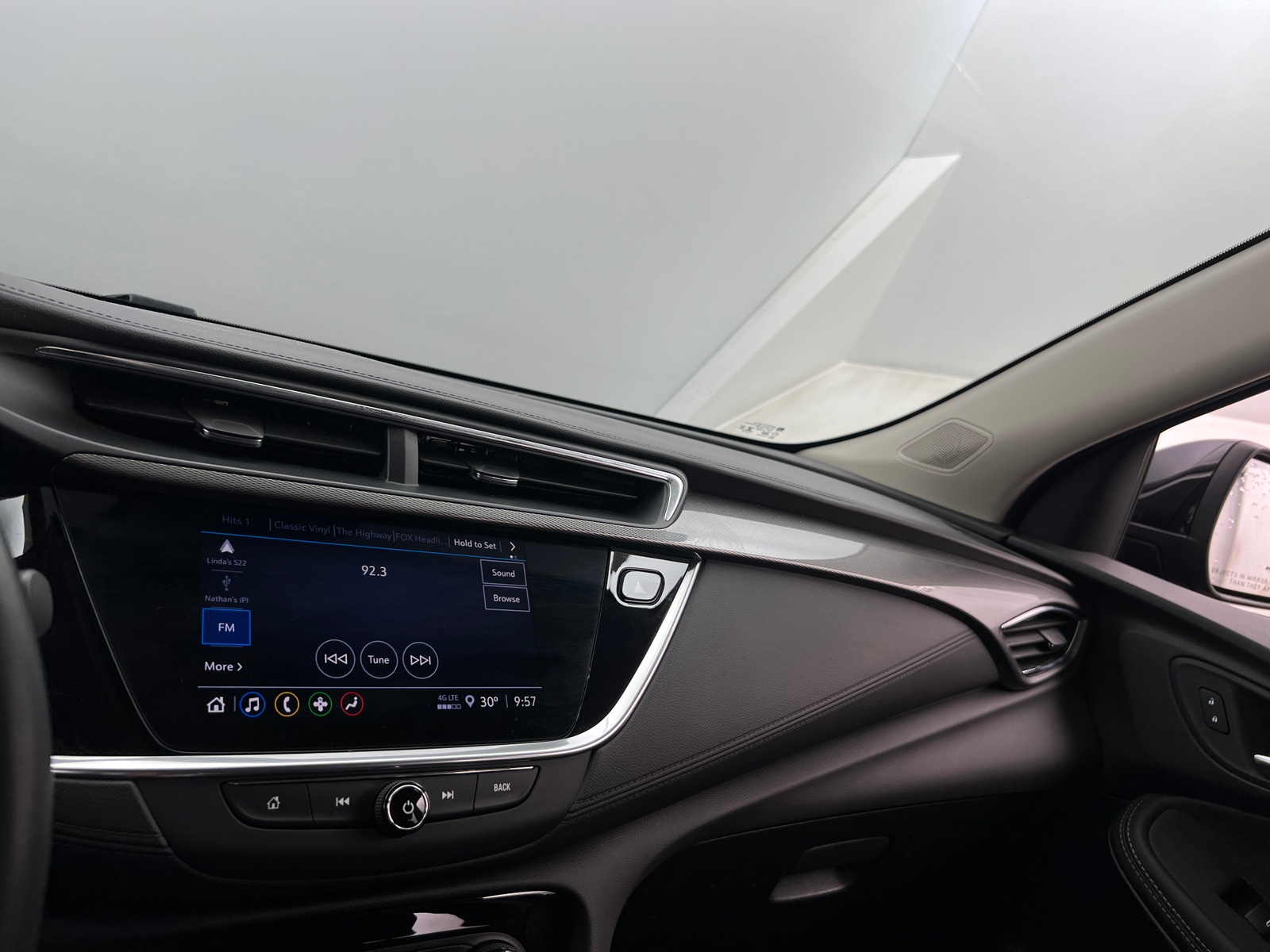 Thumbnail: 2022 Buick Encore GX - 3