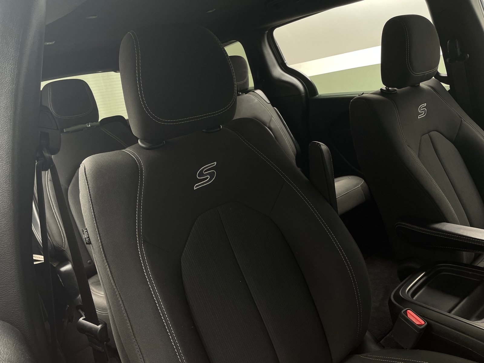 Thumbnail: 2019 Chrysler Pacifica - 2