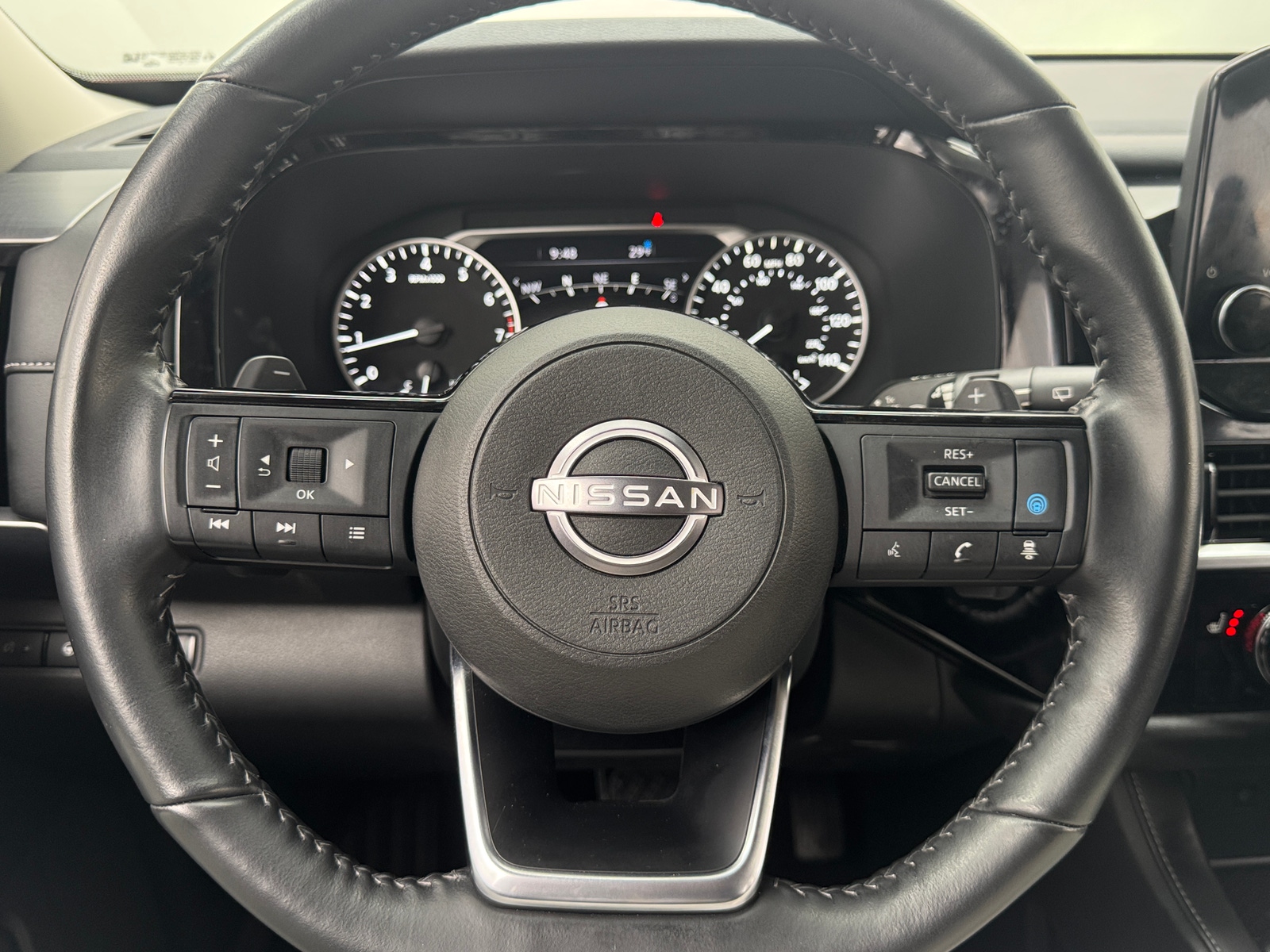 Thumbnail: 2023 Nissan Pathfinder - 4