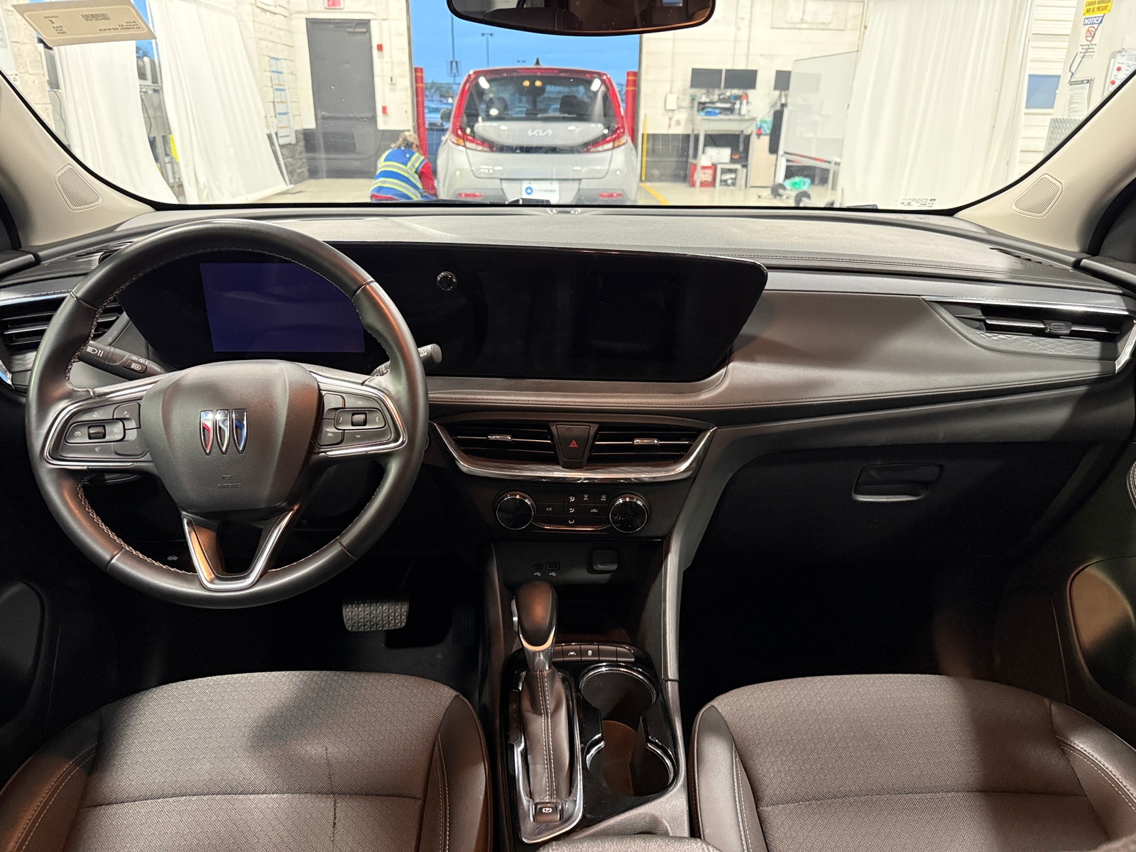 Thumbnail: 2025 Buick Encore GX - 2