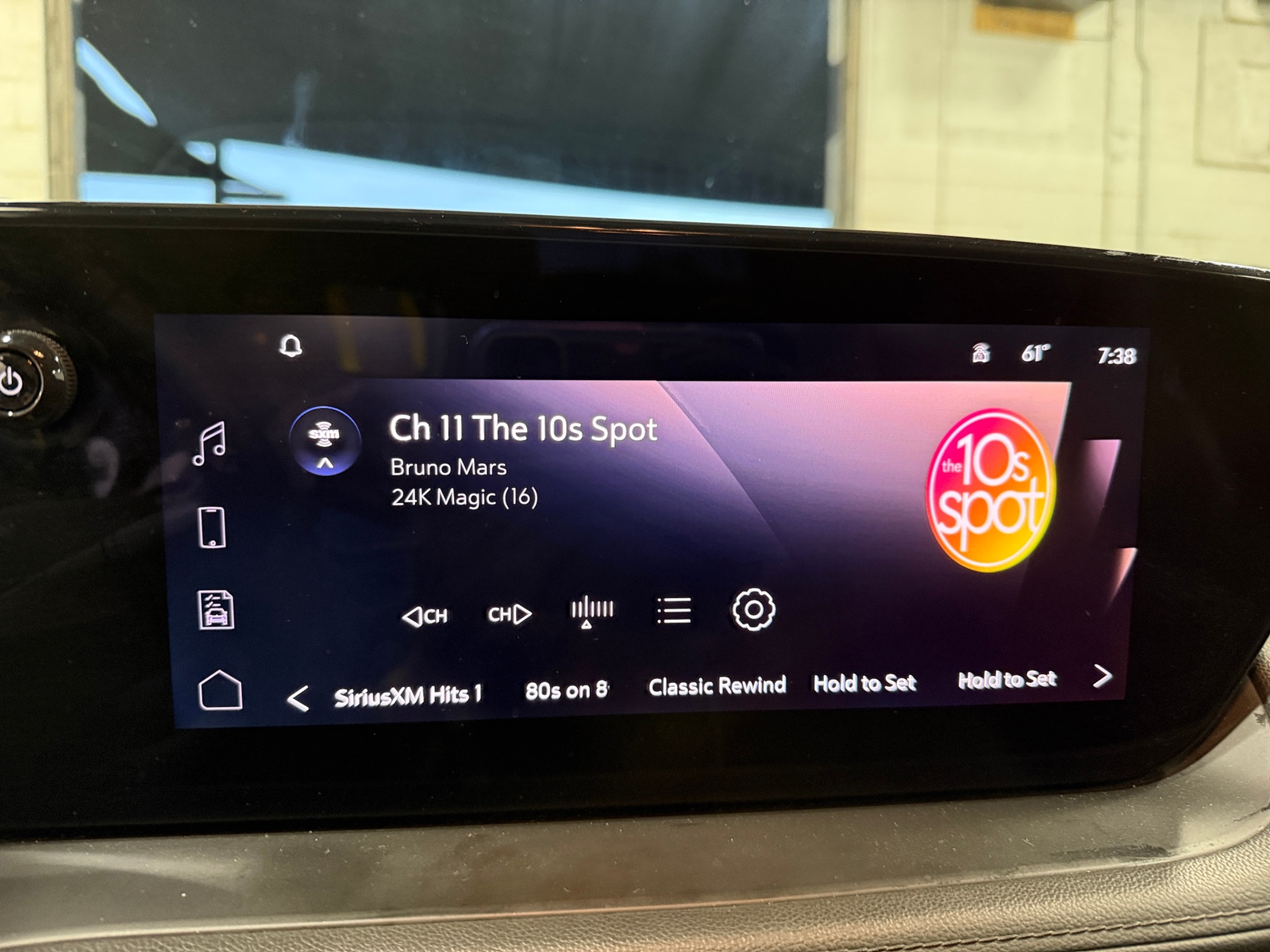 Thumbnail: 2025 Buick Encore GX - 3