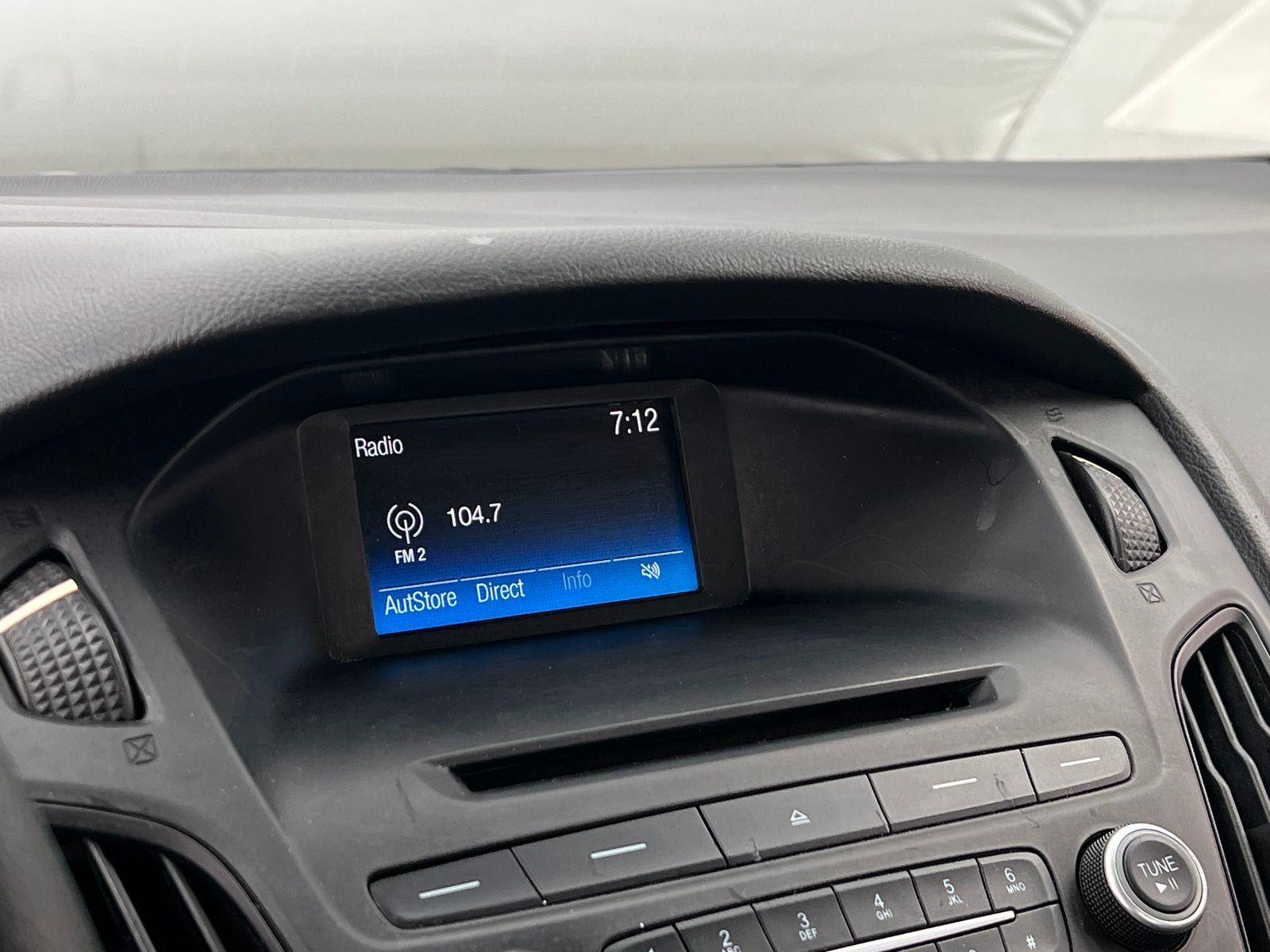 Thumbnail: 2017 Ford Focus - 4