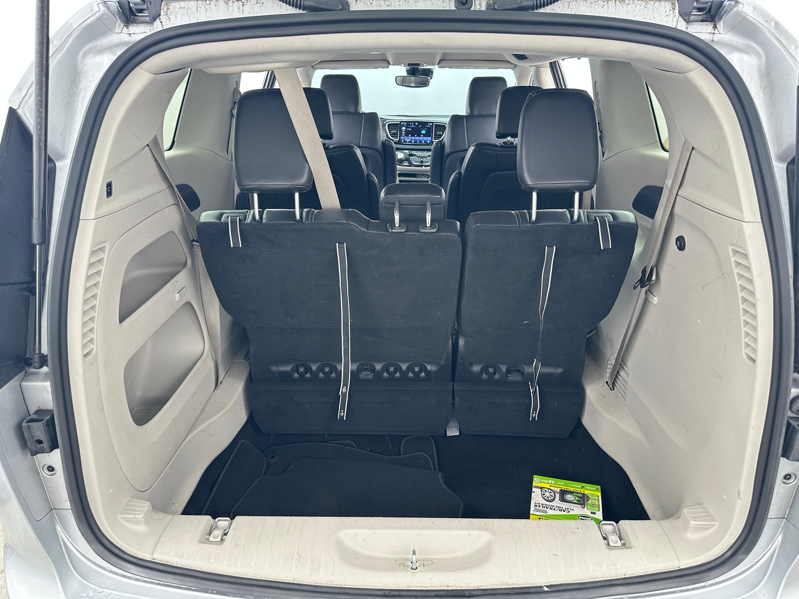 Thumbnail: 2024 Chrysler Pacifica - 6