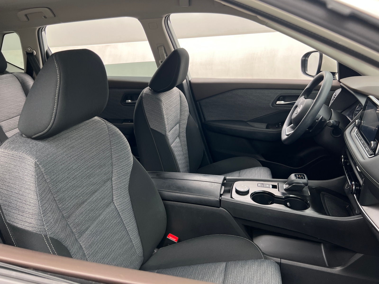 Thumbnail: 2023 Nissan Rogue - 2