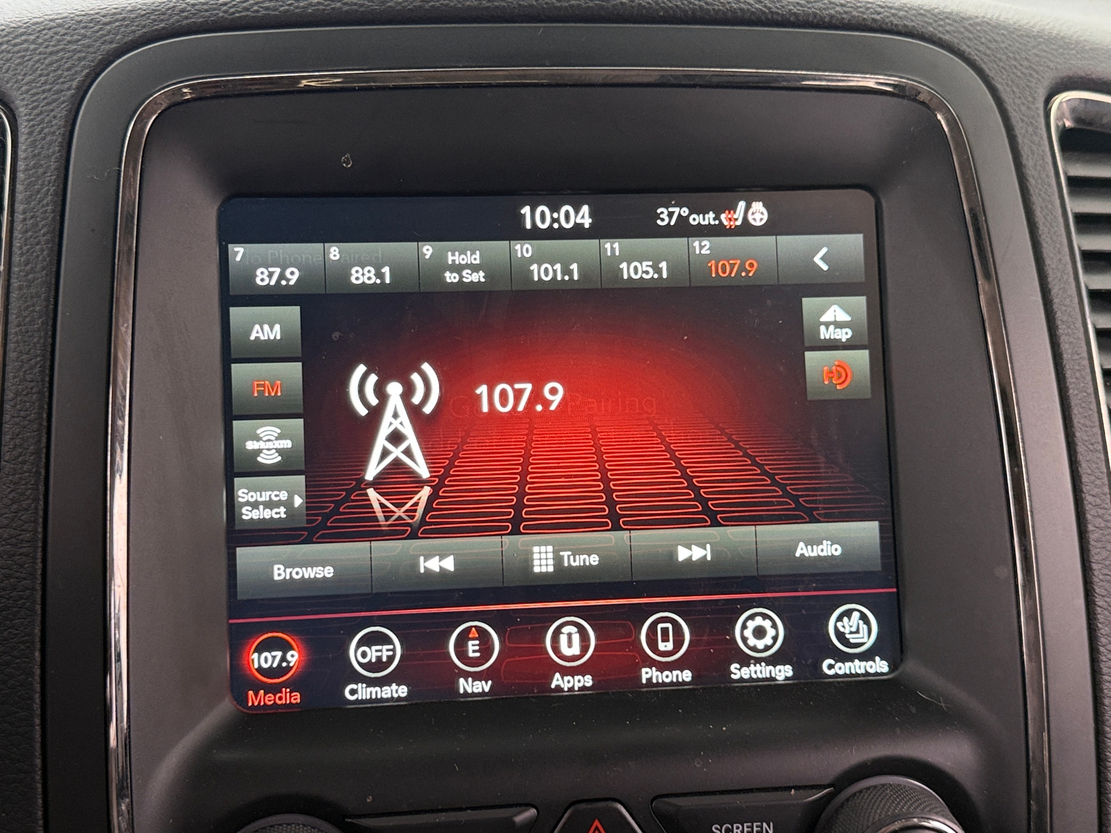 Thumbnail: 2018 Dodge Durango - 3