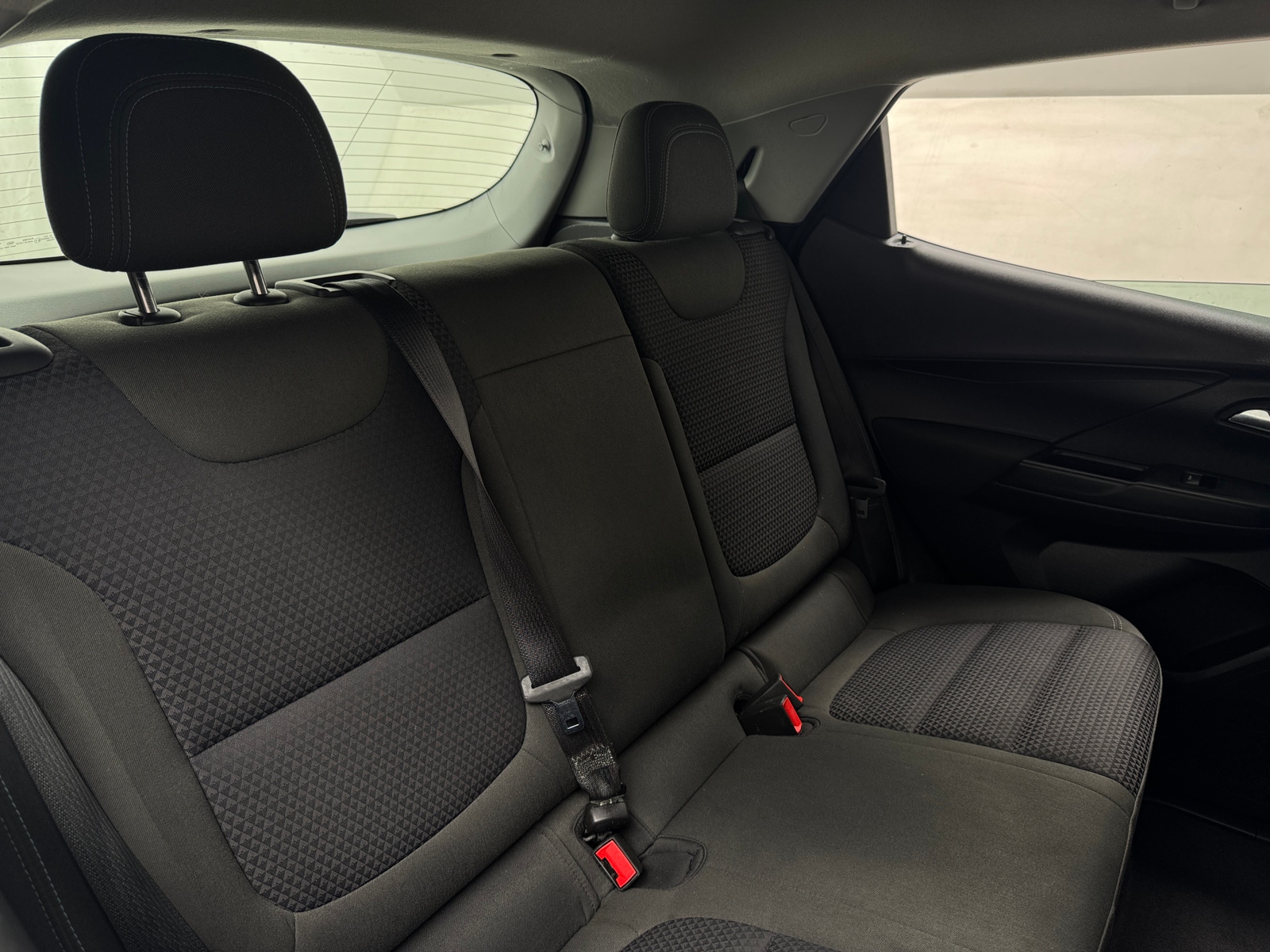 Thumbnail: 2022 Chevrolet Bolt EV - 6