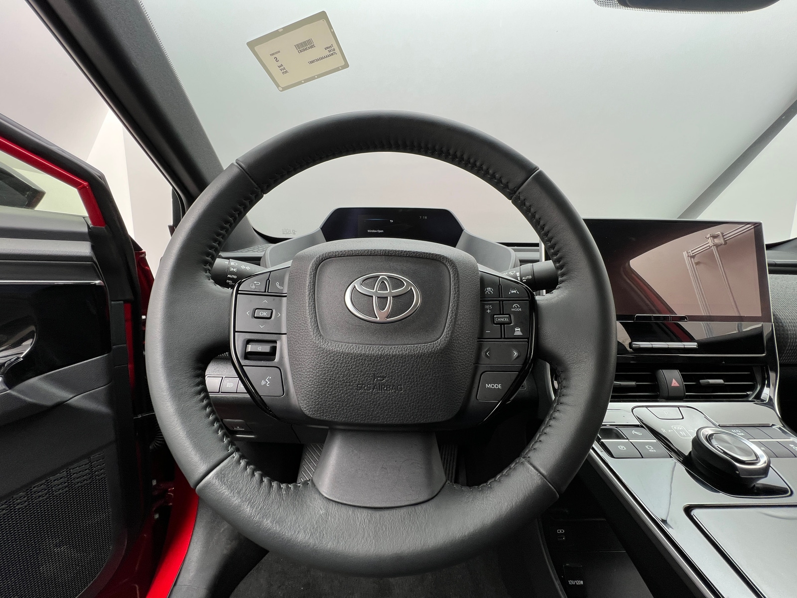 Thumbnail: 2025 Toyota bZ4X - 4