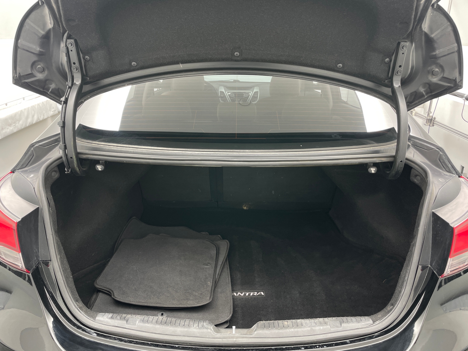 Thumbnail: 2016 Hyundai Elantra - 7